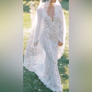 Lace Veil - Frederick Veil